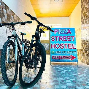  Ostello Pizza Street